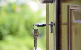 Жители Стрежевого получили ключи от новеньких квартир